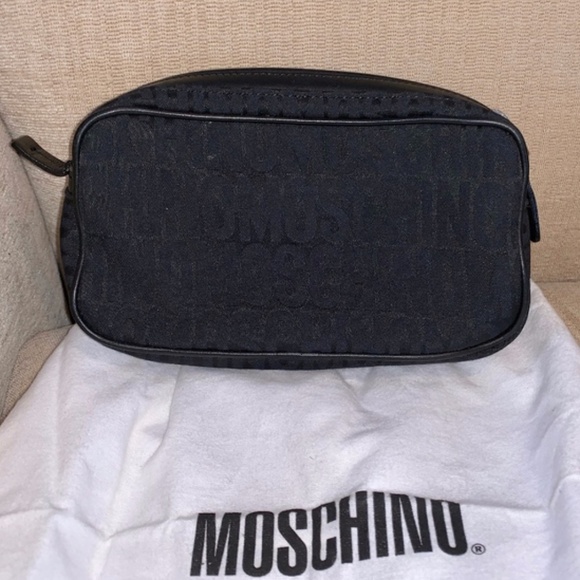 Moschino Deluxe Cosmetic Case - Picture 2 of 16